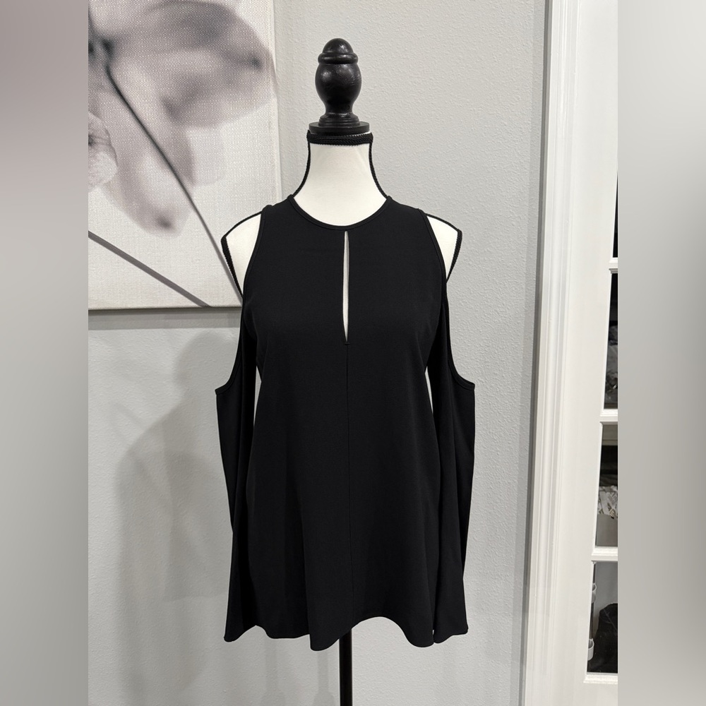 NWT Theory Stylish Black Cold Shoulder Top